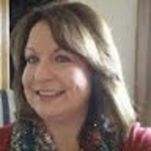 Meet your Posher, Claudia